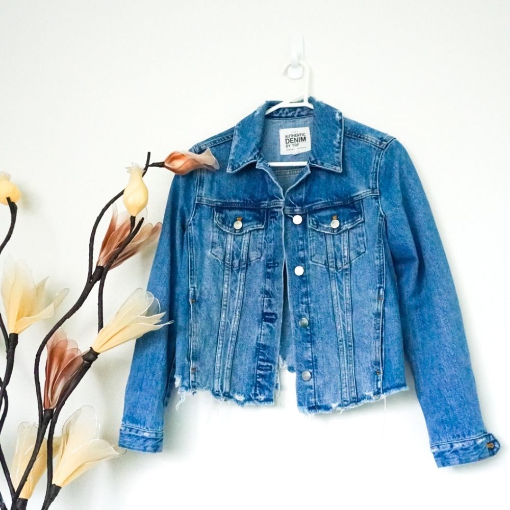 Zara Distressed Raw Hem Denim Jacket - Picture 1 of 6